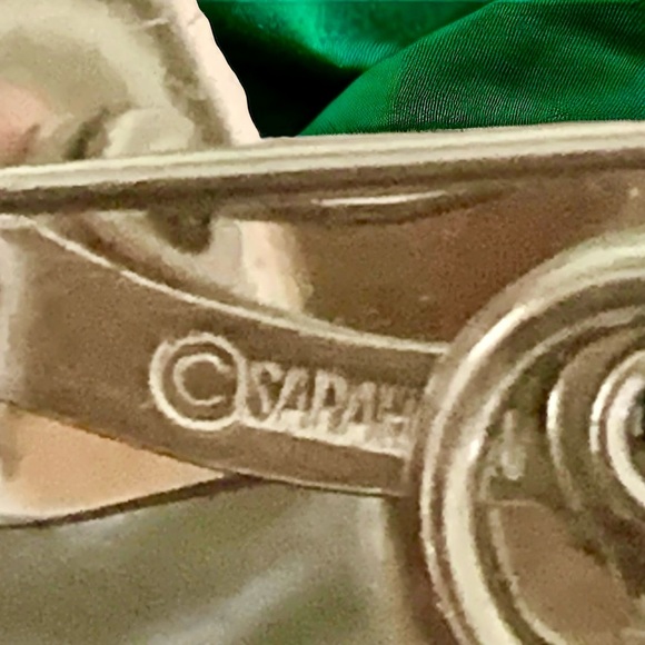 Vintage Signed SARAH COVENTRY Brooch and Earrings Jewelry Set - Picture 7 of 9